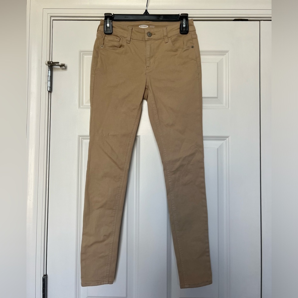 Old Navy Rockstar Super Skinny khakis